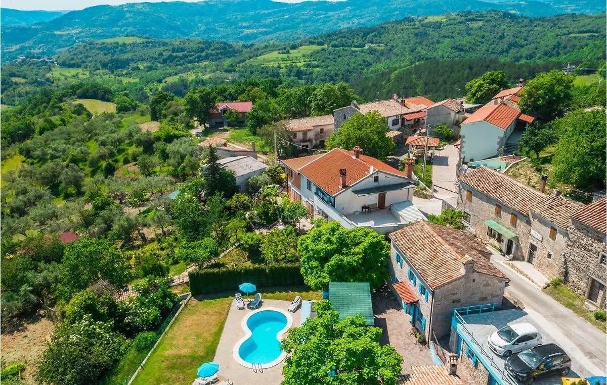 Istrian Villa With Four Bedrooms, Three Bathrooms, Private Pool, Table Tennis, Free Wi-Fi And Parking, View Of Beautiful Nature Racicki Brijeg Croatia